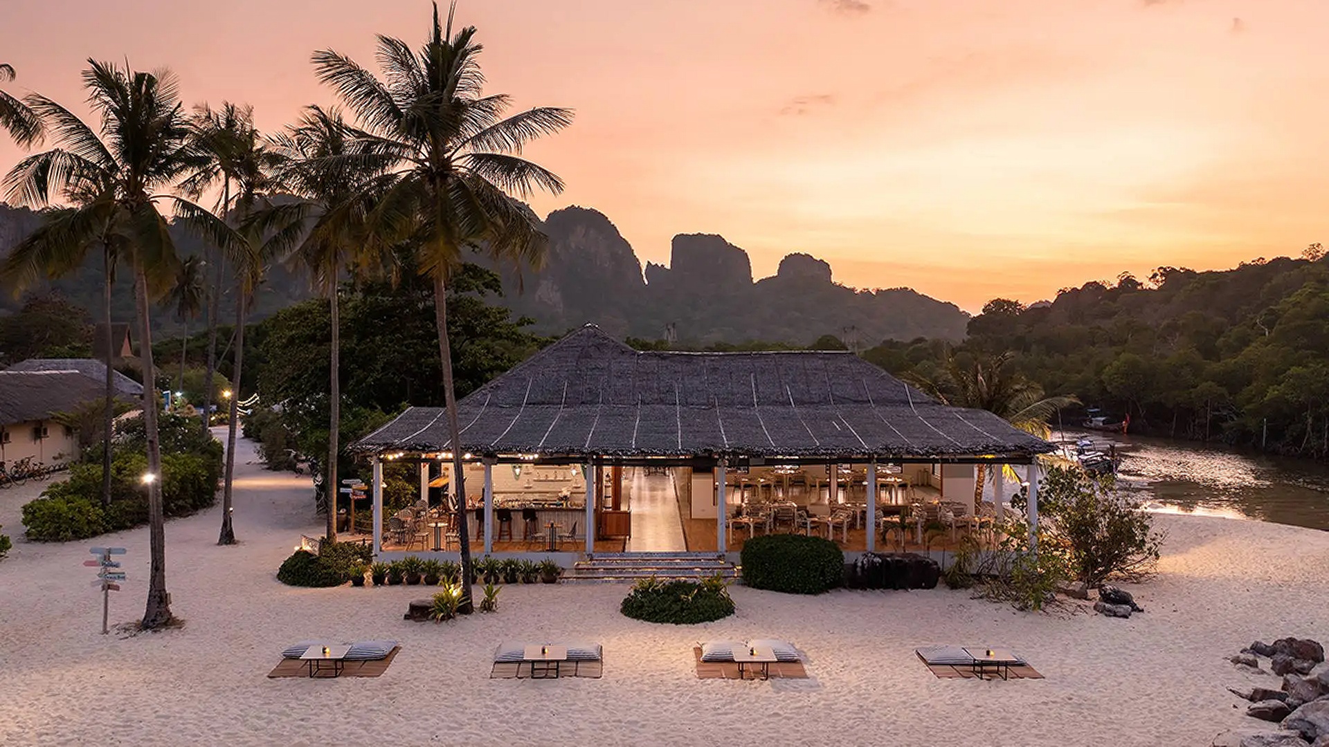 the resort area of the SAii Phi Phi Island Village in Thailand
