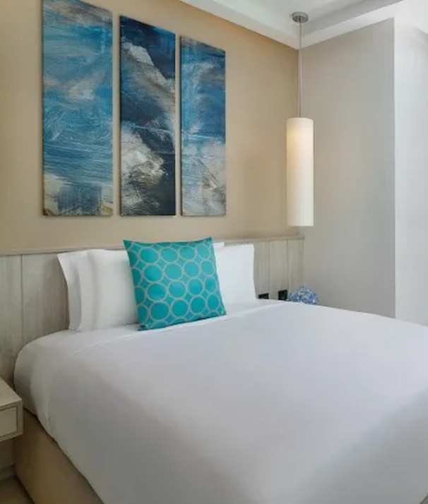NH Collection Dubai The Palm superior room