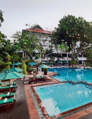 Silavadee Pool Spa Resort located on the cliffs of Koh Samui, Thailand. 