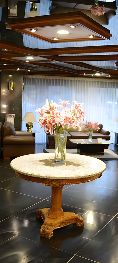 the lobby of the Hotel Presidente located in La Paz, Bolivia