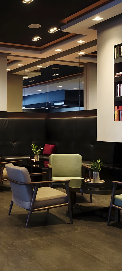 Grand Hotel Reykjavik lounge area