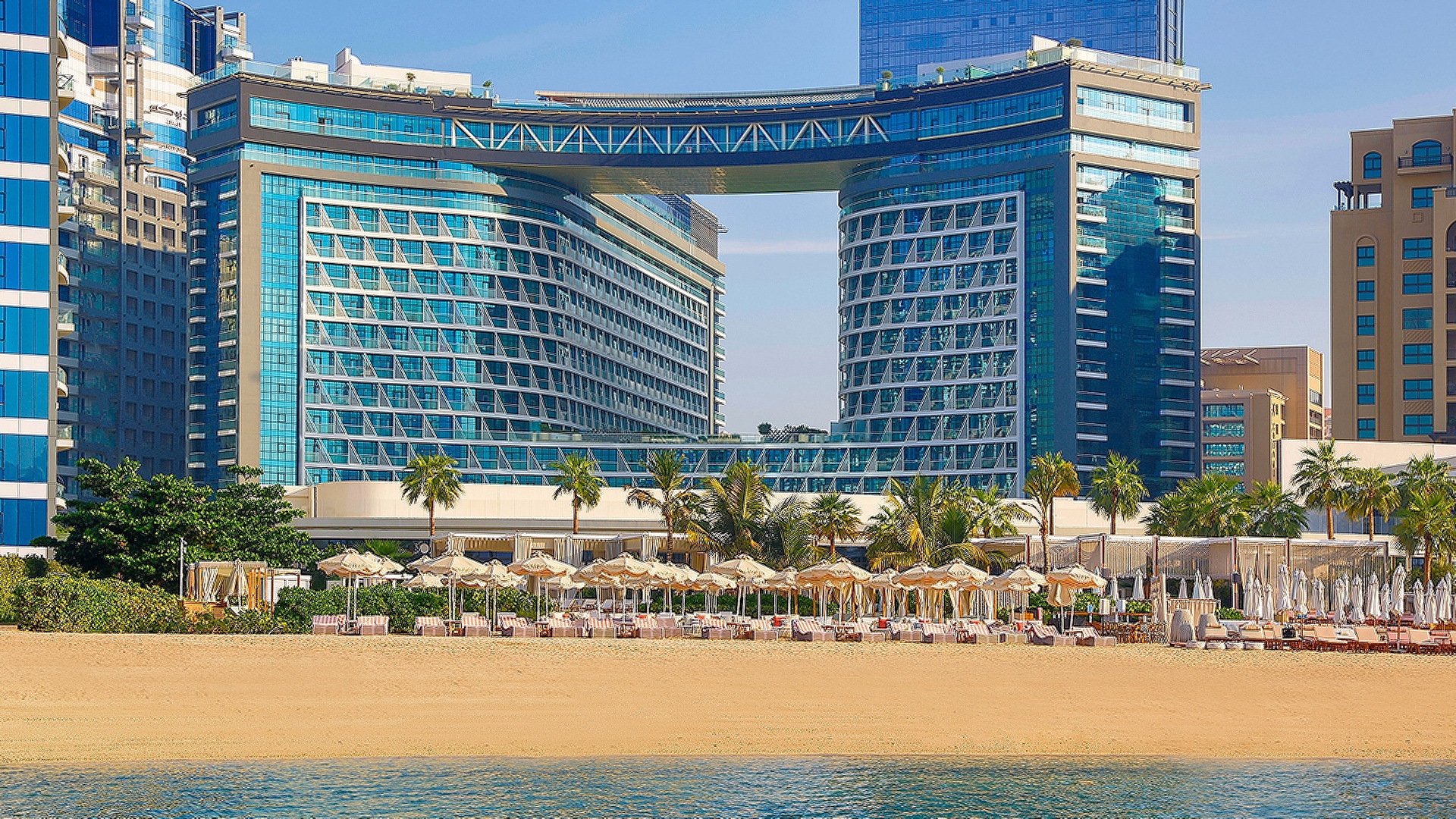 NH Collection Dubai The Palm exterior view