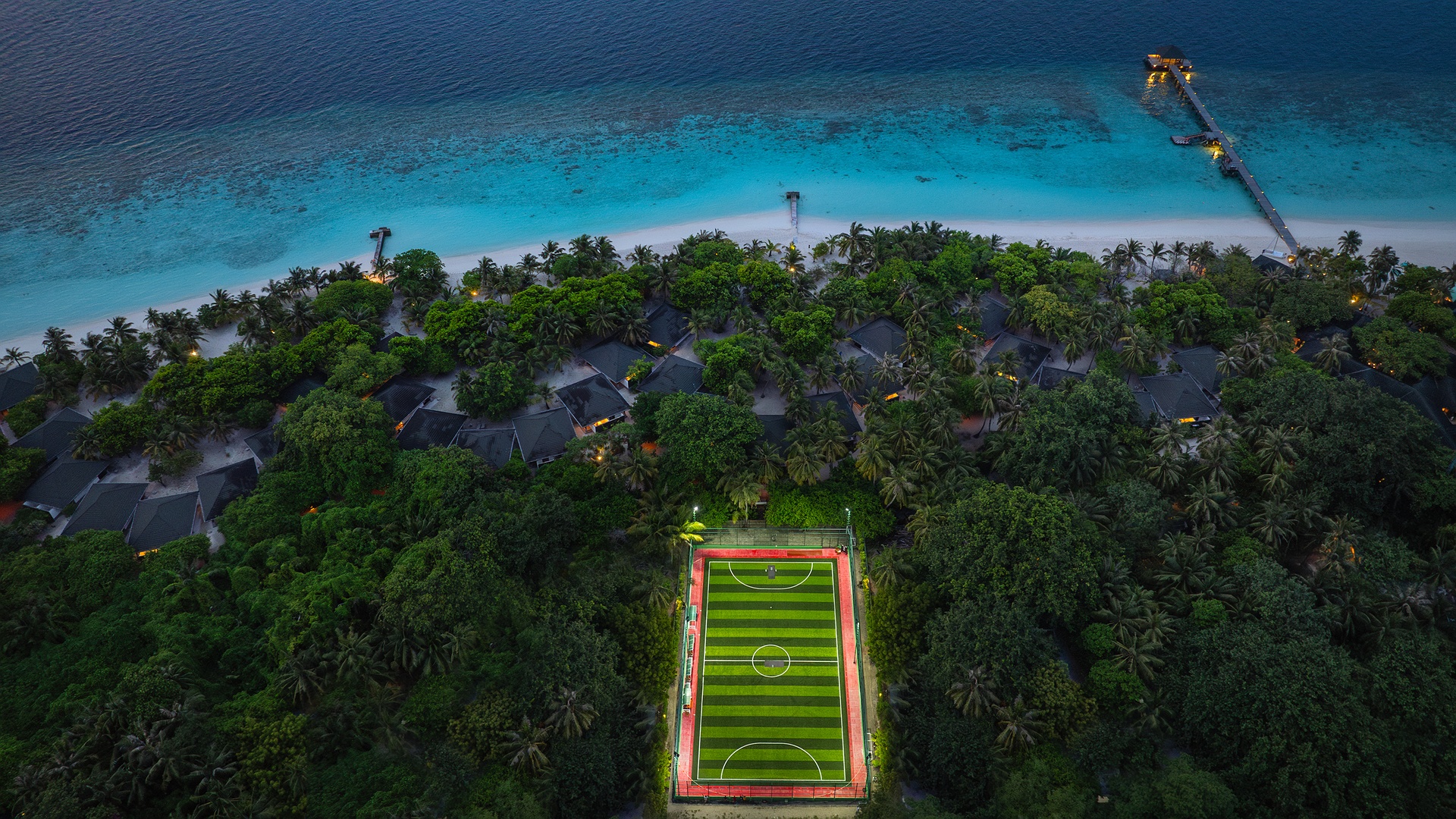 Adaaran Select Meedhupparu night view