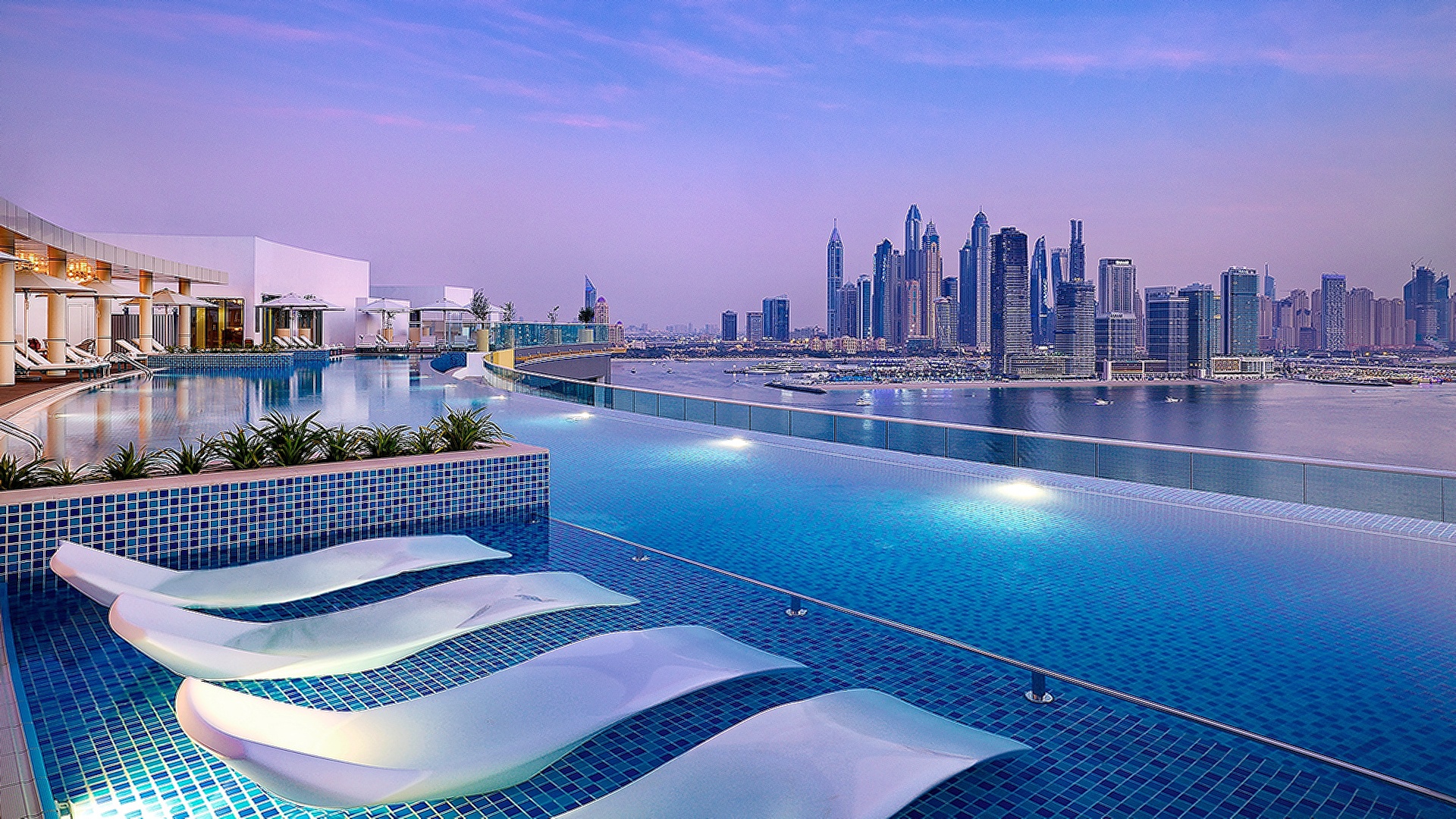 rooftop infinity pool at the NH Collection Dubai The Palm
