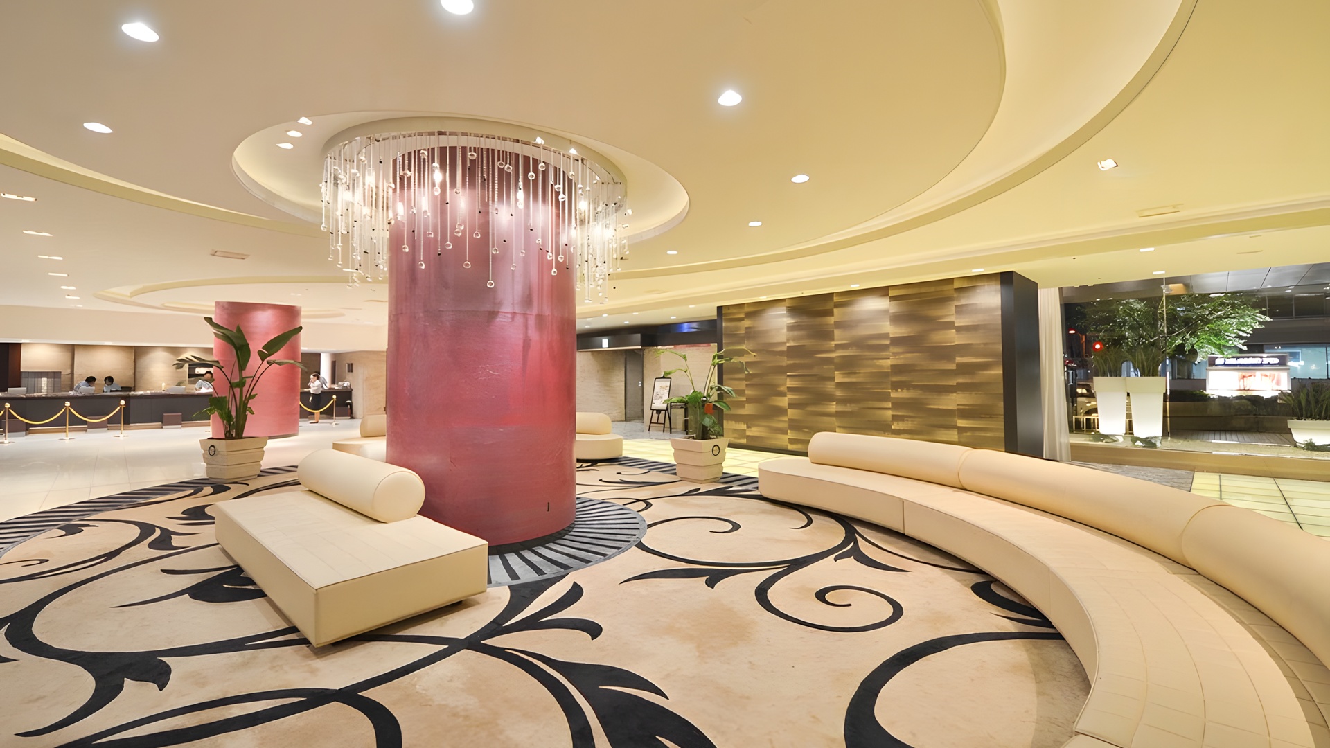 lobby of the Hotel Metropolitan Edmont Tokyo