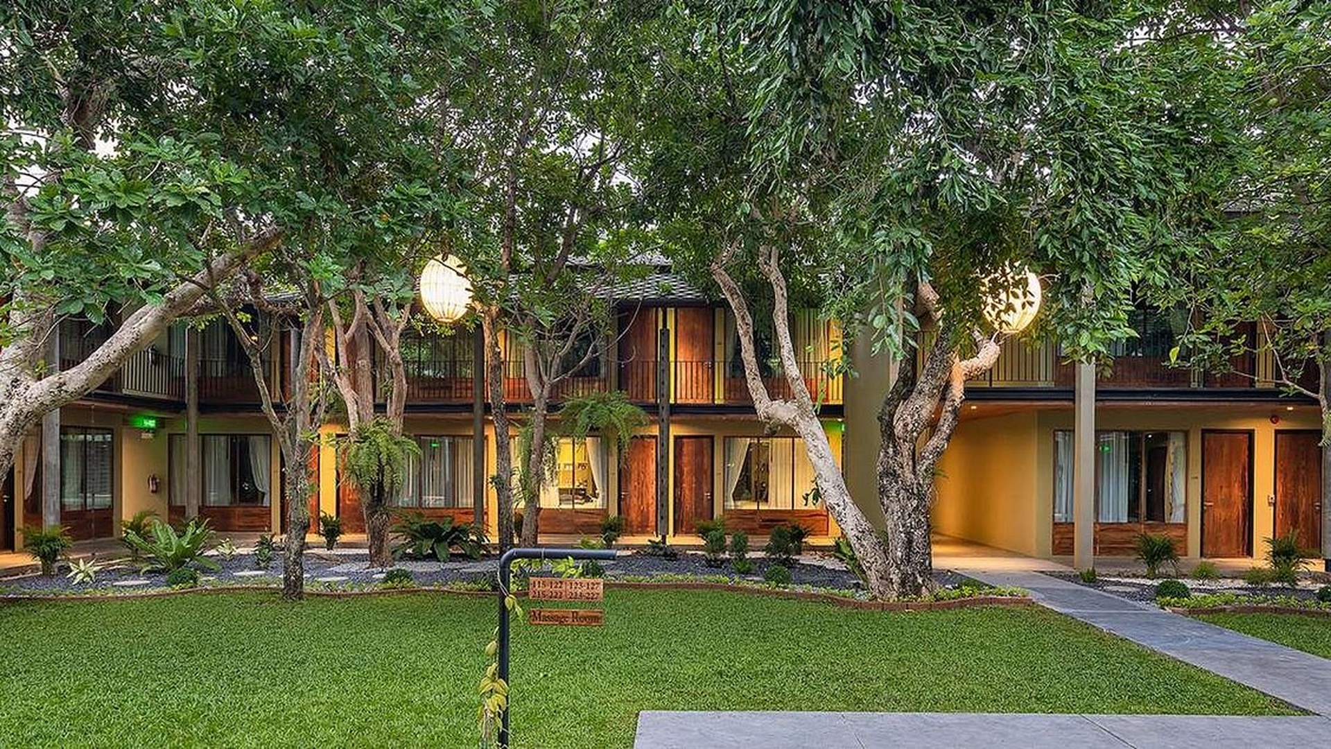 exterior grounds of the U Inchantree Kanchanaburi resort, Thailand