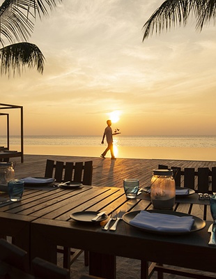 Anantara The Palm full exterior view