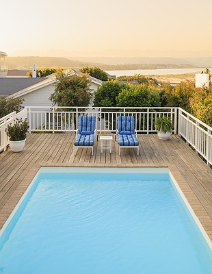 Founders Lodge by Mantis pool view
