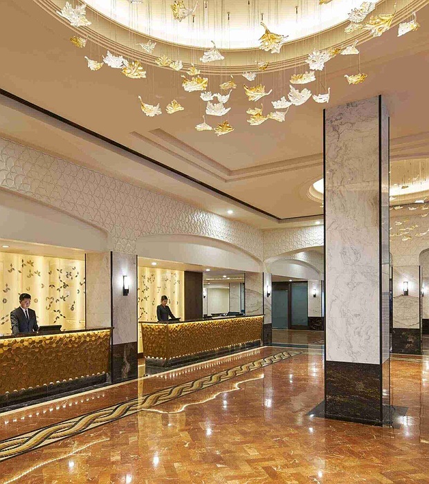 Orchard Rendezvous Hotel reception area