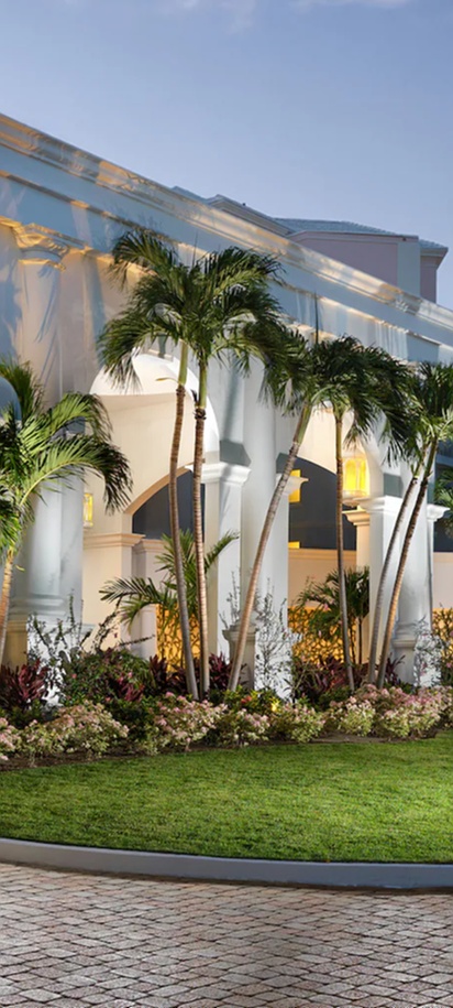 Sandals Royal Bahamian front view