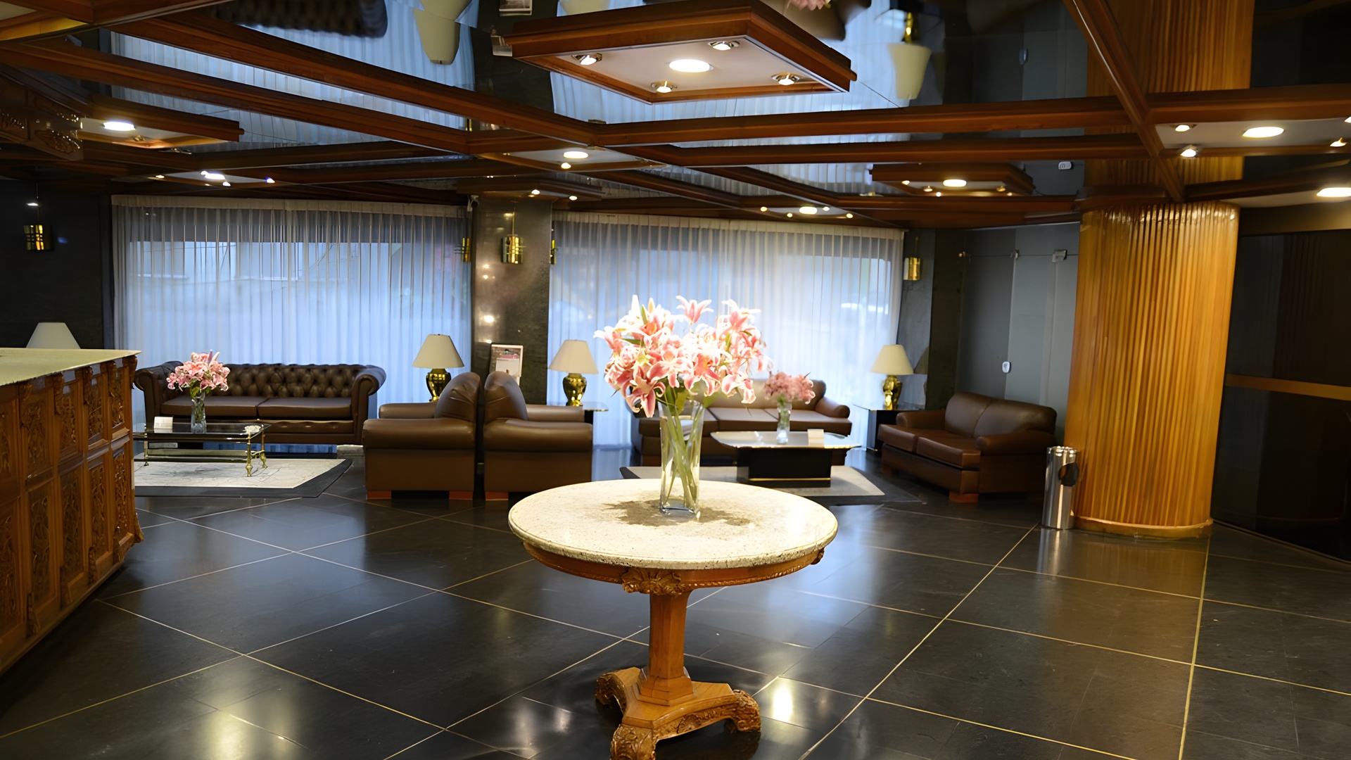 the lobby of the Hotel Presidente located in La Paz, Bolivia