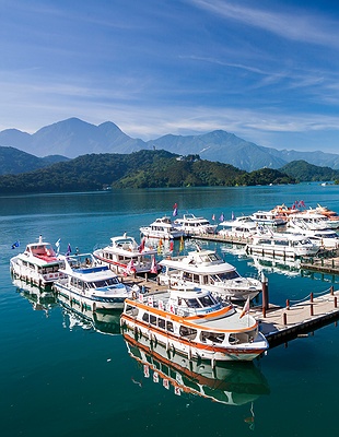 Victoria Harbour in Hong Kong