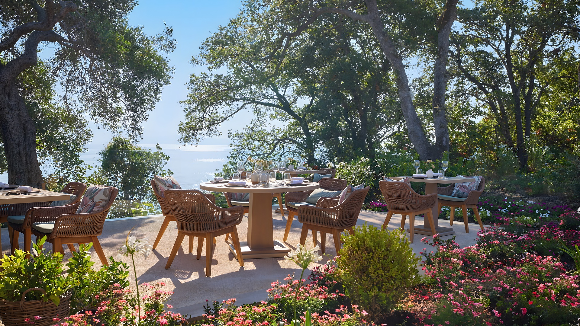 sunshine dining at Ikos Odisia resort in Corfu