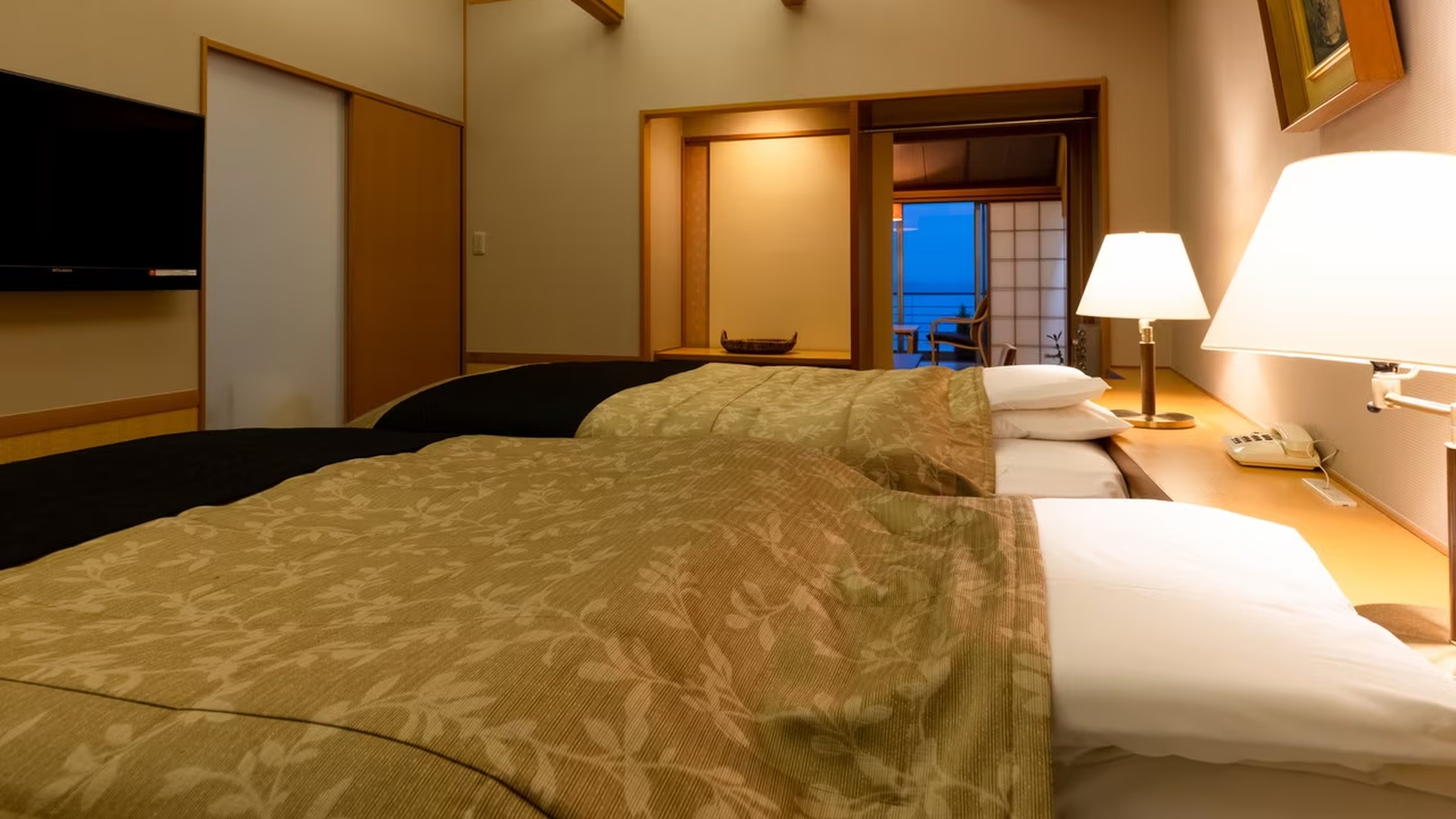 APA Hotel & Resort Kaga Katayamazu Onsen Kasuikyo in Kaga
