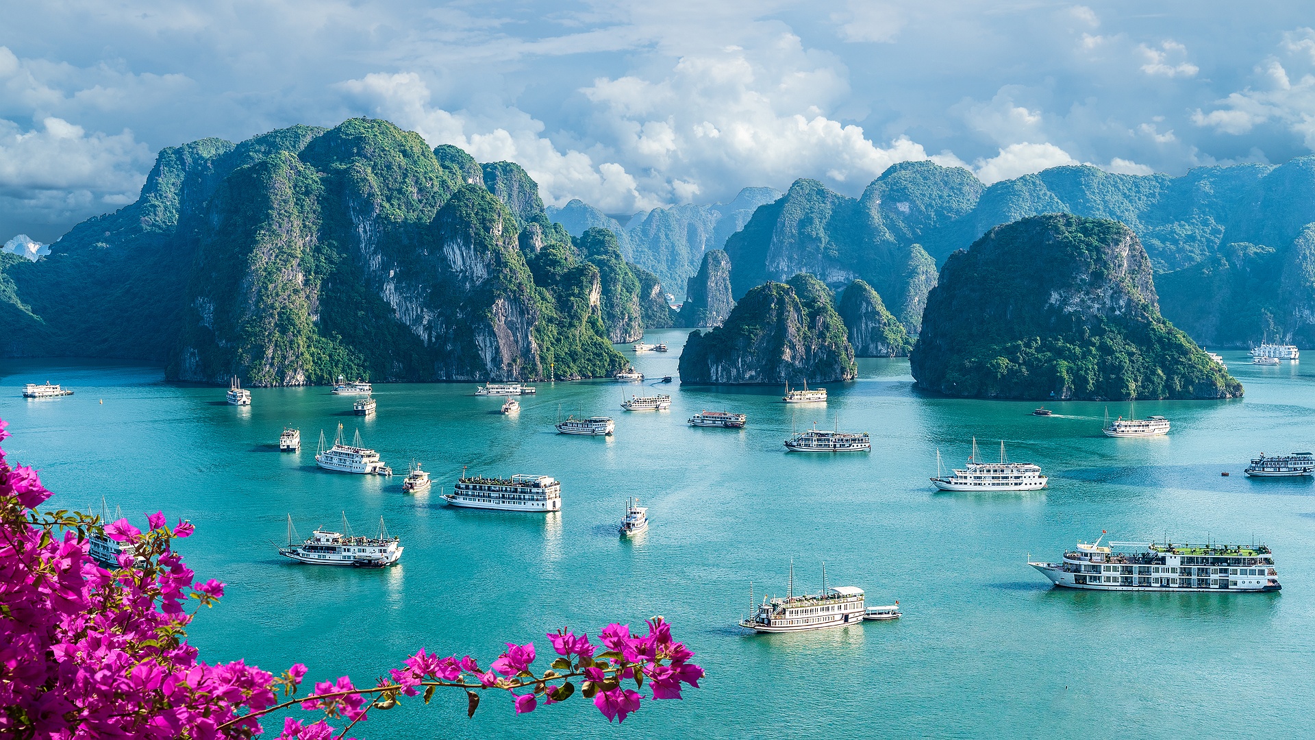 Hạ Long Bay in Vietnam