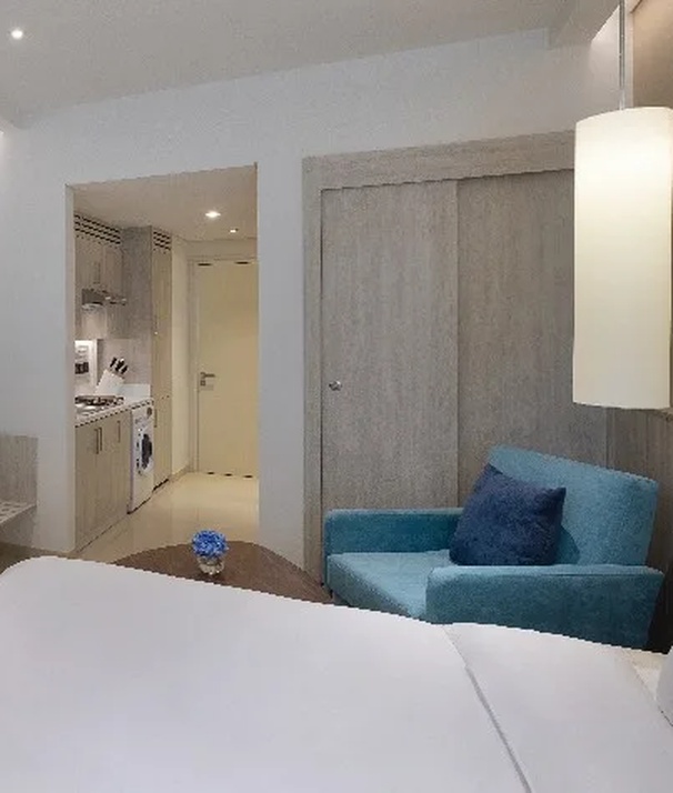 NH Collection Dubai The Palm interior studio room