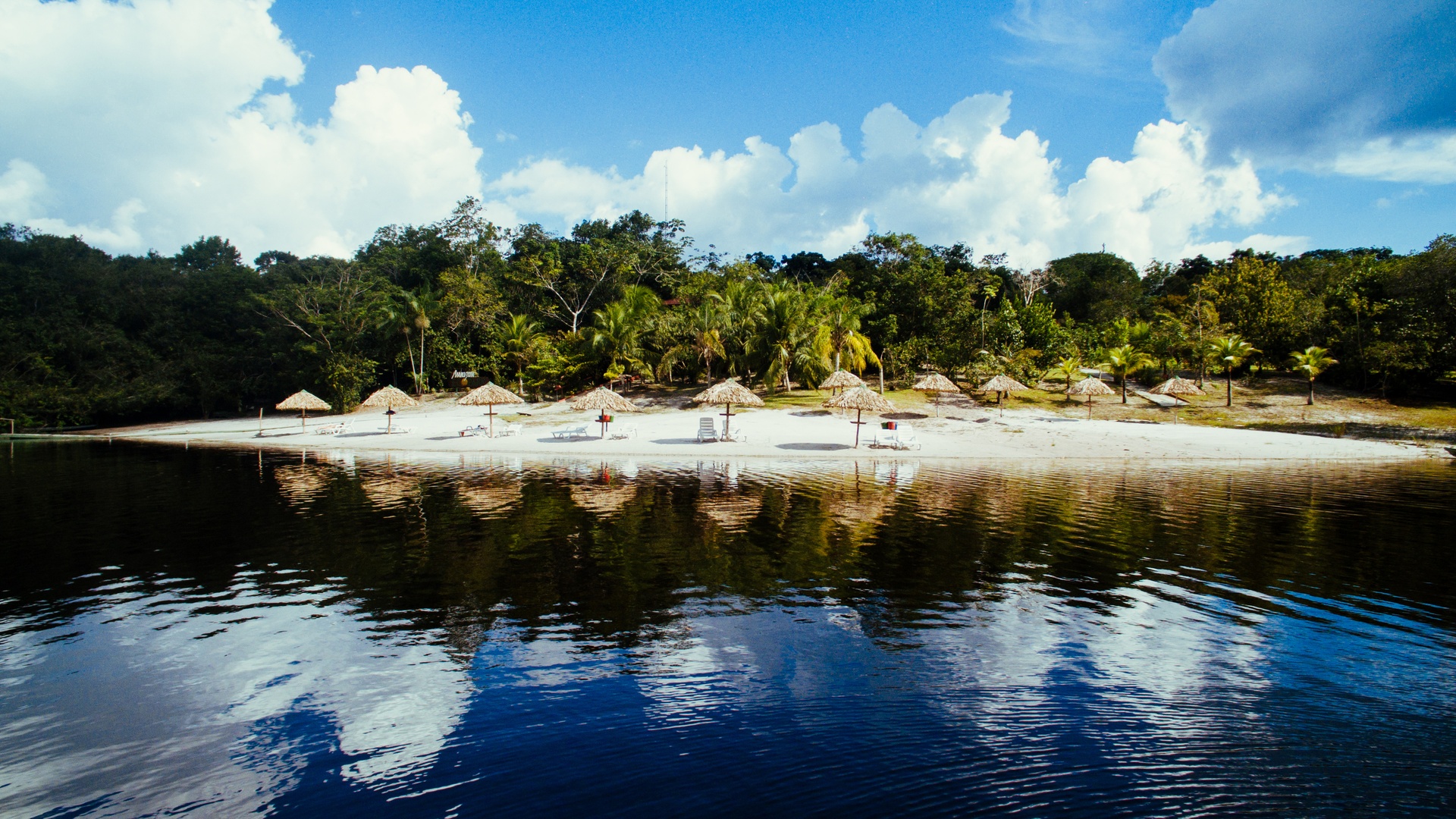 the private beach area of the Amazon Ecopark Jungle Lodge, located in Manaus, Brazil