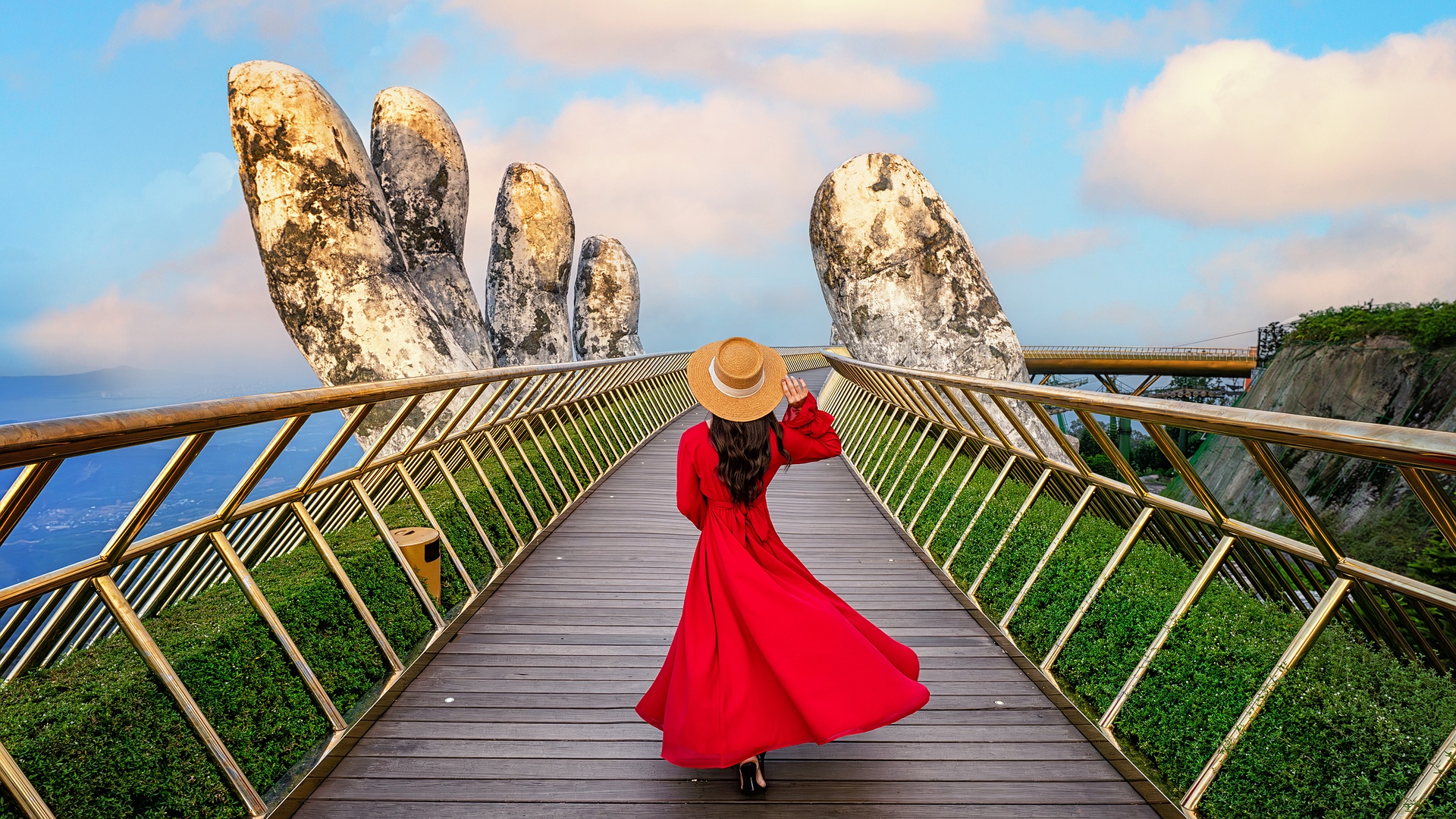 Golden Bridge in the Bà Nà Hills resort, near Da Nang, Vietnam