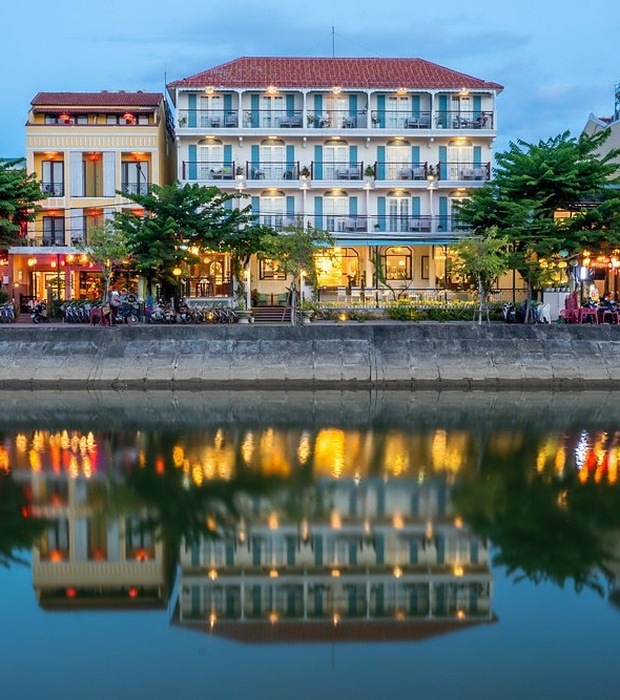 Lantana Boutique Hoi An Hotel front view