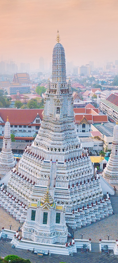 Wat Arun Ratchawararam in Thailand