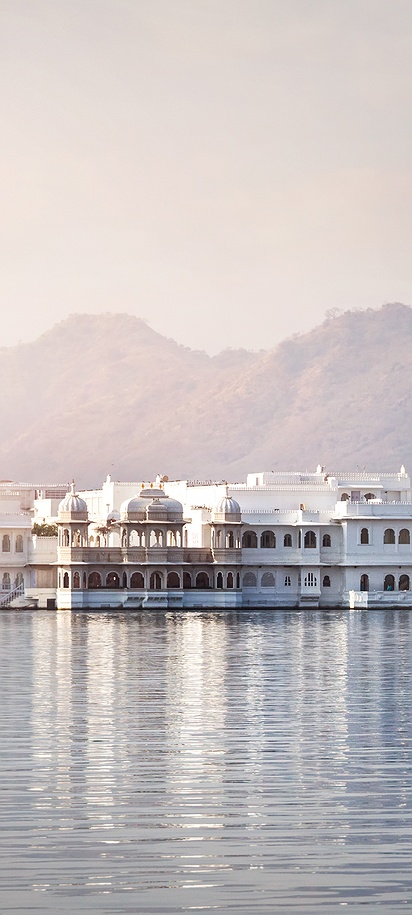 Taj Lake Palace stunning view in Rajasthan, India
