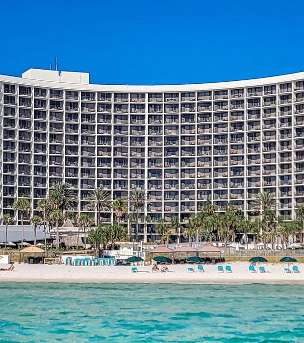 holiday inn resort panama city beach front view