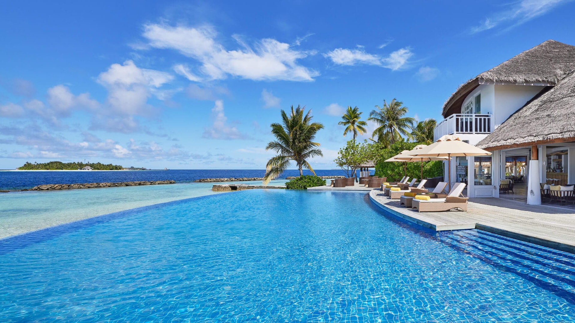 NH Maldives Kuda Rah Resort pool area