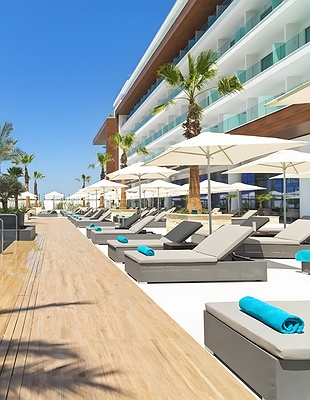 Amanti, Made For Two Hotel pool view