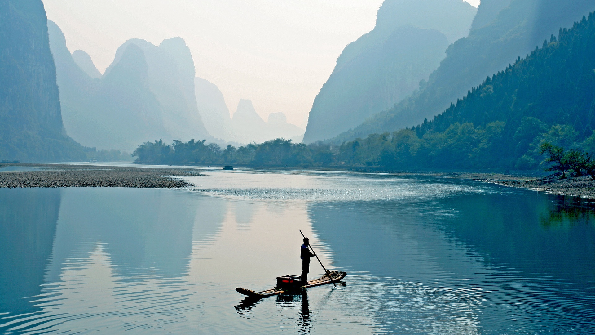 bamboo raft on Lijiang River in Guilin, China