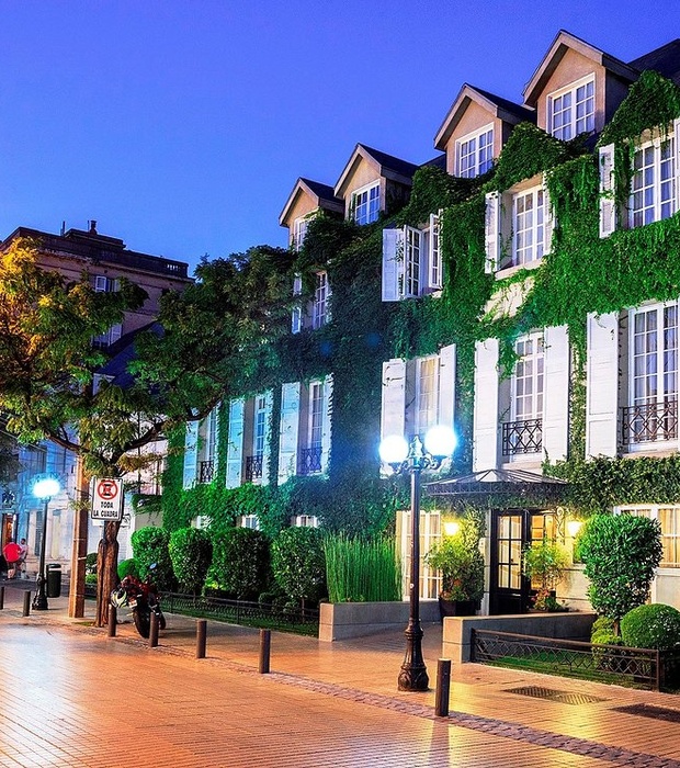 Le Reve Boutique Hotel exterior view