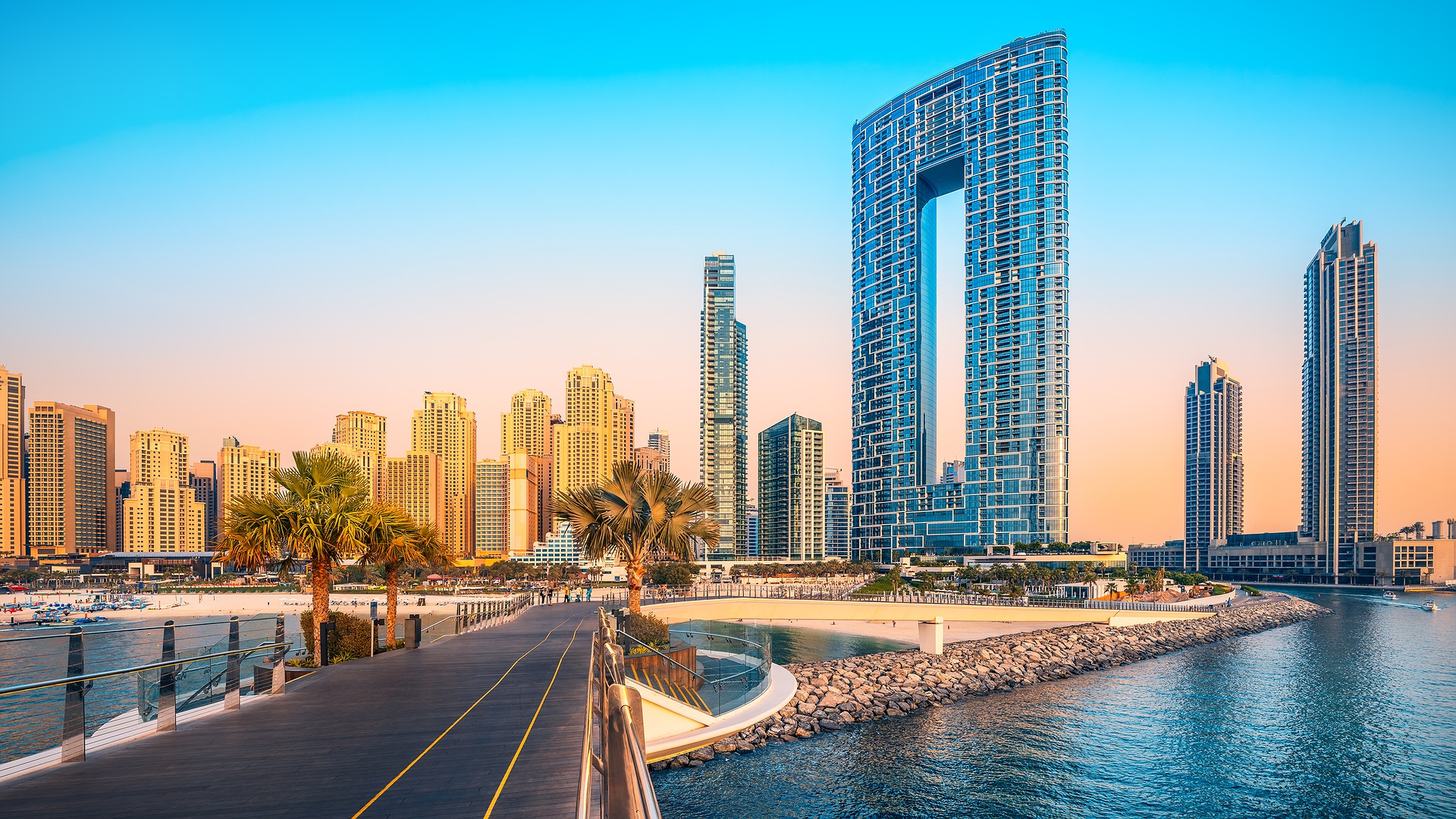 iconic Dubai skyline
