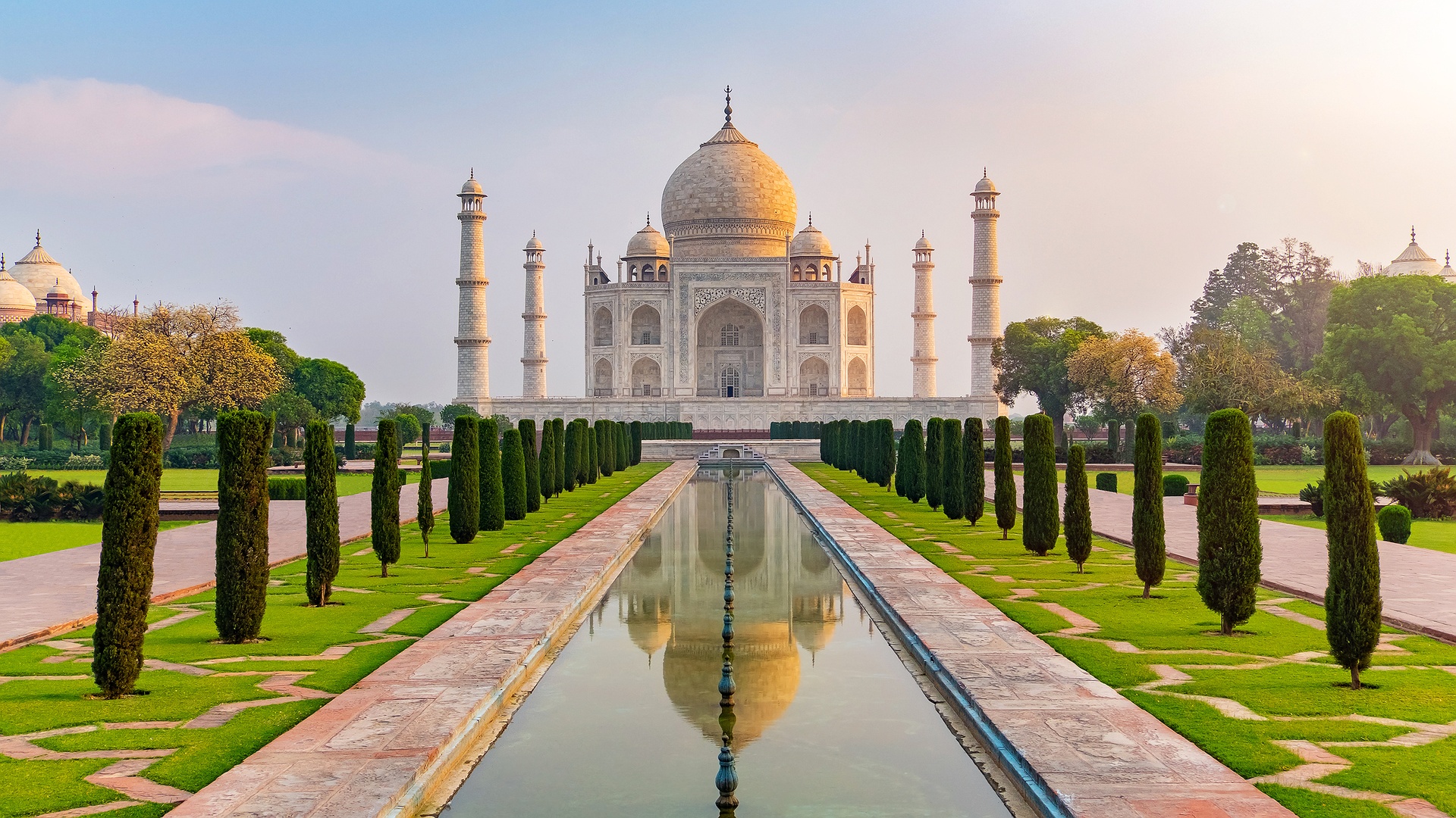 Iconic view of Taj Mahal in Agra, India