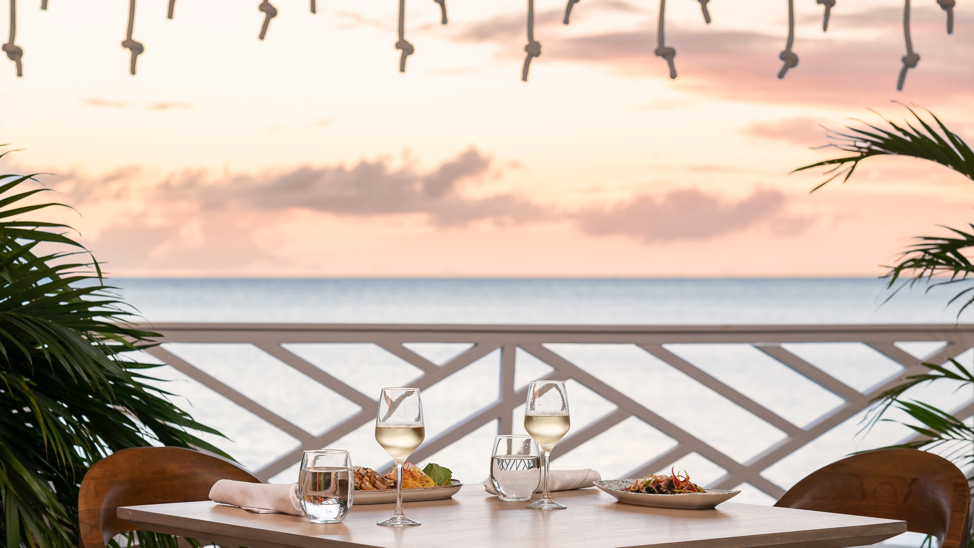 dining area at Royalton CHIC Antigua