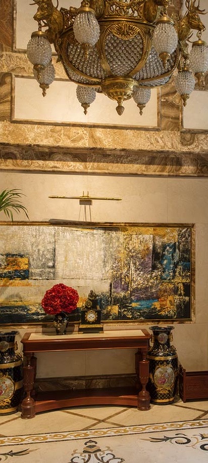 the lobby of the Champton Hanoi Hotel, located in the heart of Hanoi's Old Quarter