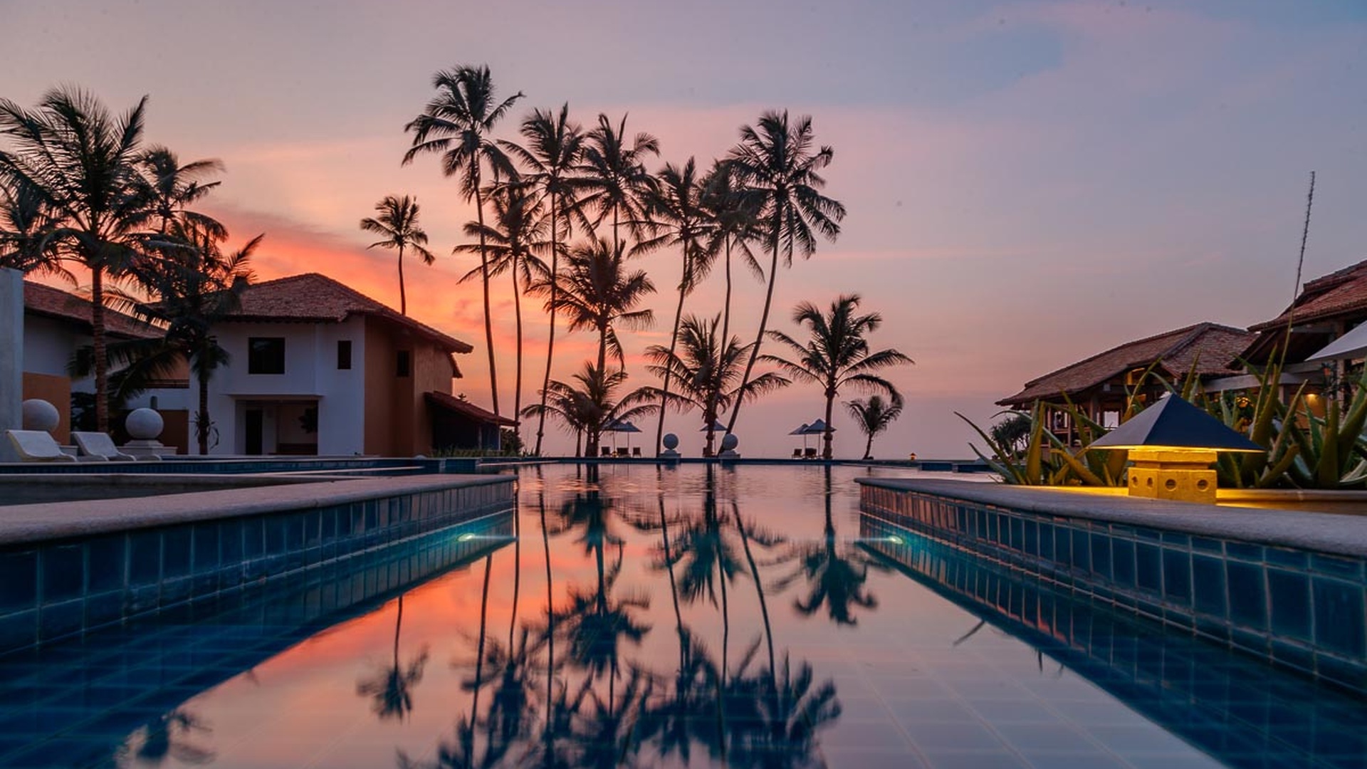 scenic tropical views from th outdoor swimming pool of the Wattura Resort & Spa