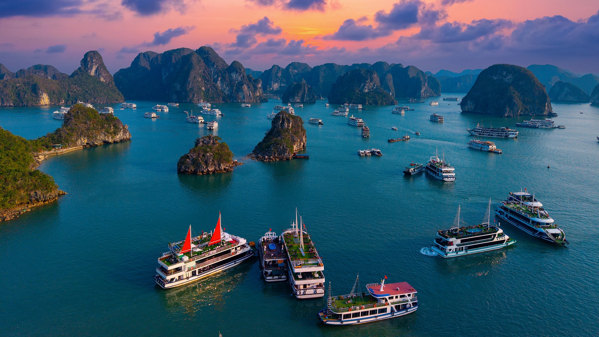 Hạ Long Bay in Vietnam