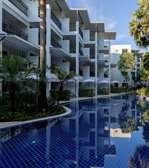 Sunwing Bangtao Beach hotel with pool view