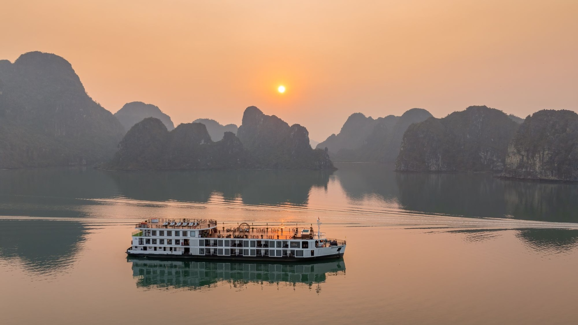 Cruise ship, Ha Long Bay in Vietnam