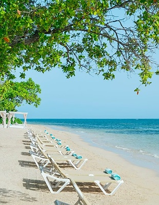 the Iberostar Waves Rose Hall Beach resort in Montego Bay, Jamaica