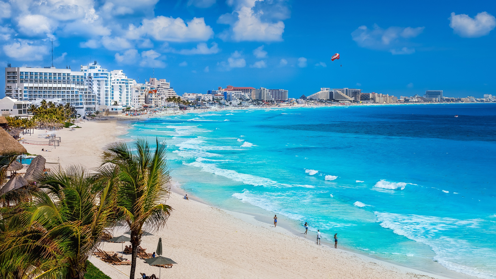  beach and hotel zone of Cancún