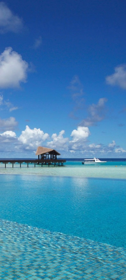 The Residence Maldives at Falhumaafushi with beach view