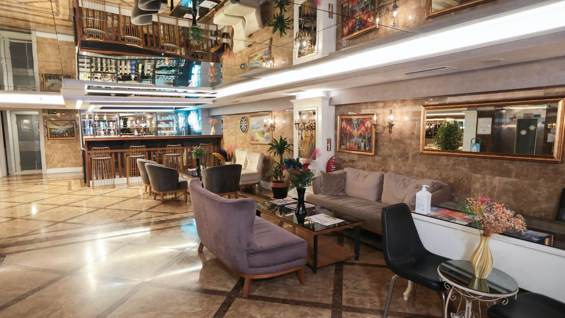 the lobby area of the Skalion Hotel & Spa located in the Kumkapı neighborhood of Istanbul, Turkey.