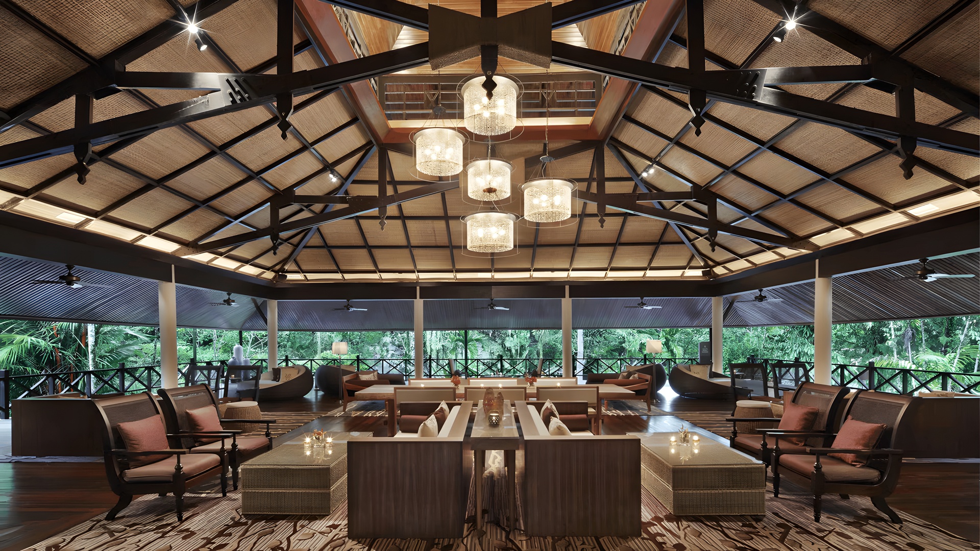 interior lounge area of the Mulu Marriott Resort & Spa