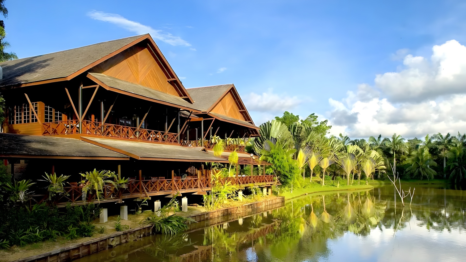 Sepilok Nature Lodge exterior view