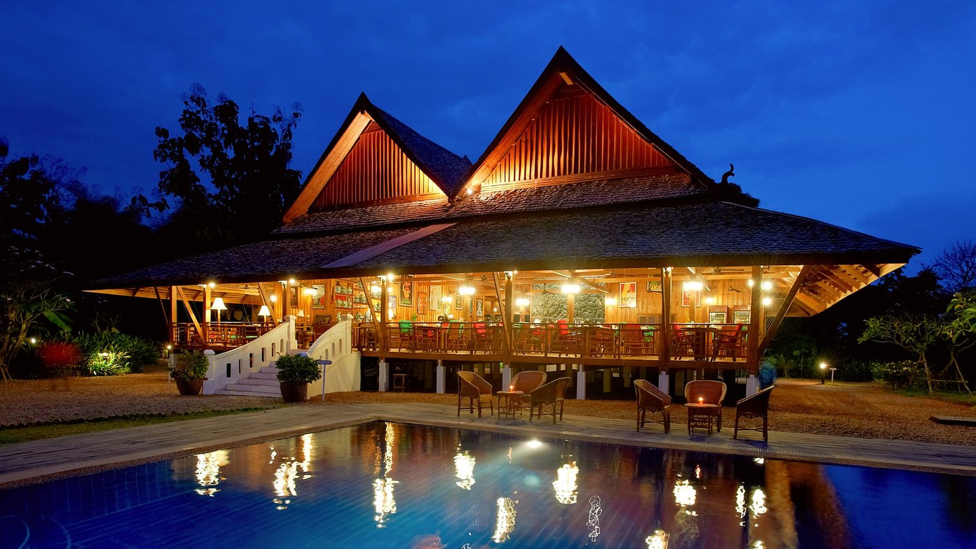 La Folie Lodge, Laos night view