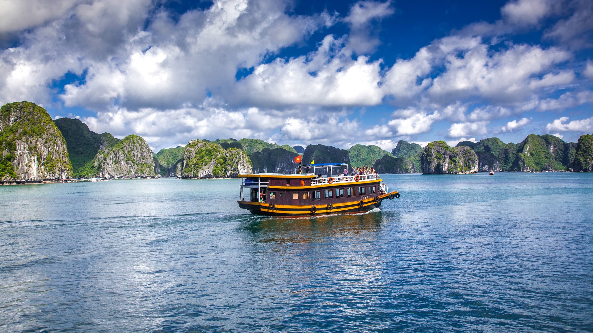 Hạ Long Bay in Vietnam