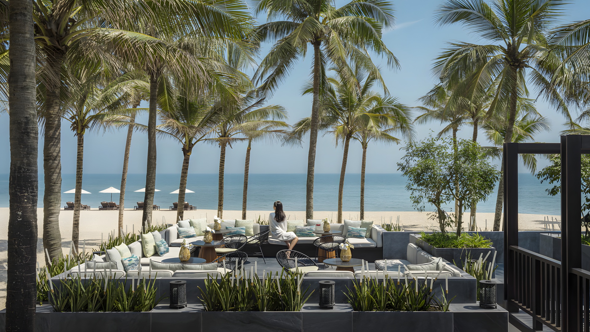 the Sol & Sao Bar at the Four Seasons Resort The Nam Hai in Hoi An, Vietnam
