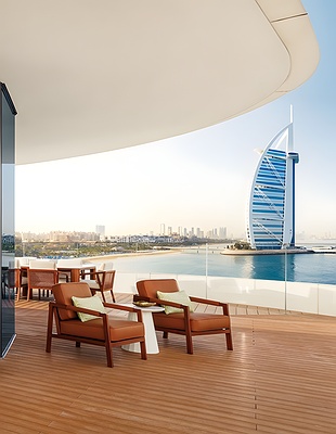  Jumeirah Marsa Al Arab hotel in Dubai, a luxury resort