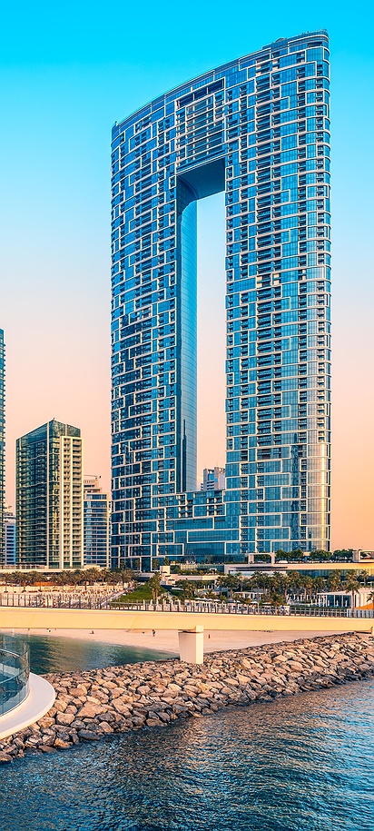 iconic Dubai skyline