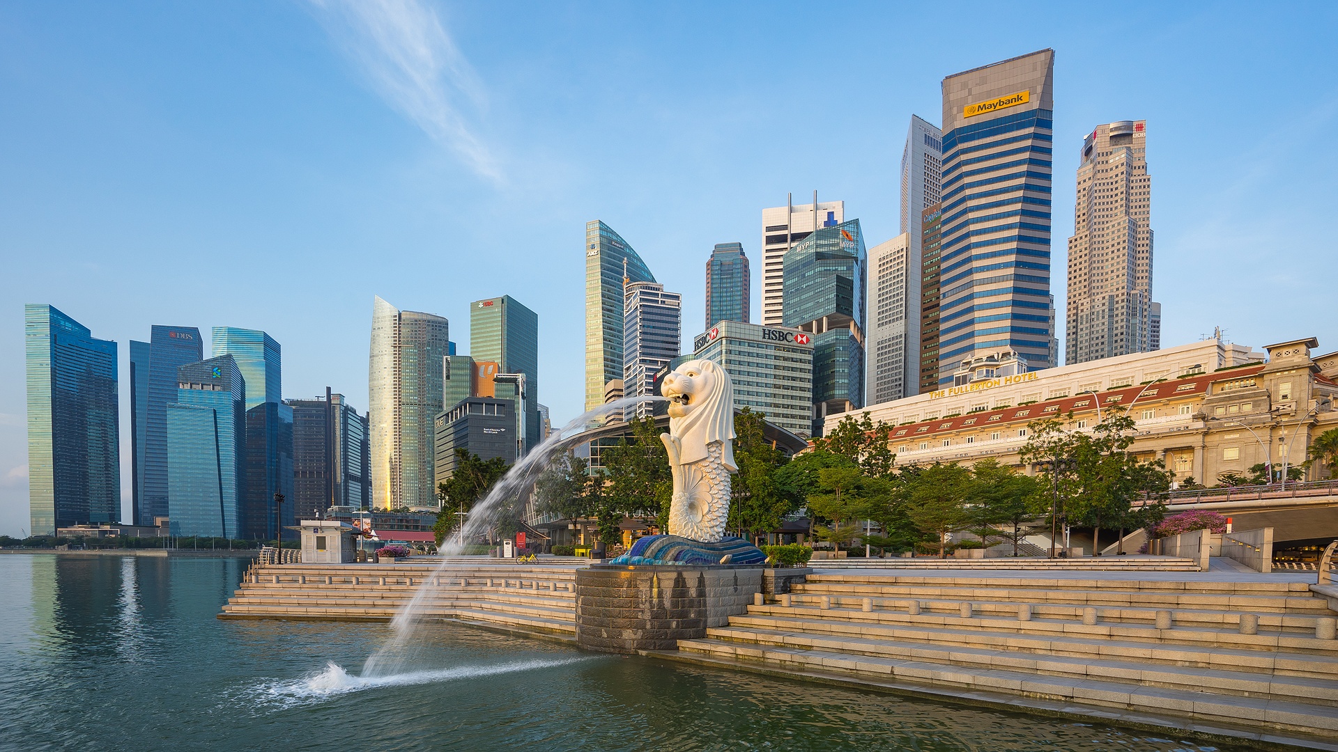 iconic Merlion statue at Merlion Park, Singapore
